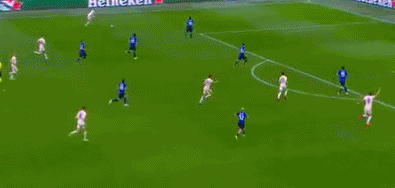 凯恩关键时刻大胜里尔转会期篮板制胜，G2带队取胜瞬间刷屏的简单介绍